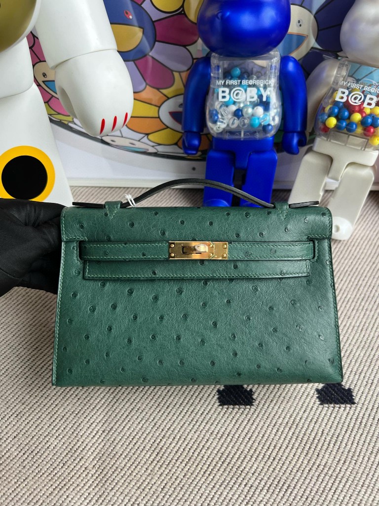 Hermes Kelly Pochette 22cm Epsom Leather Gold Hardware, Z6 Malachite - H  Famous